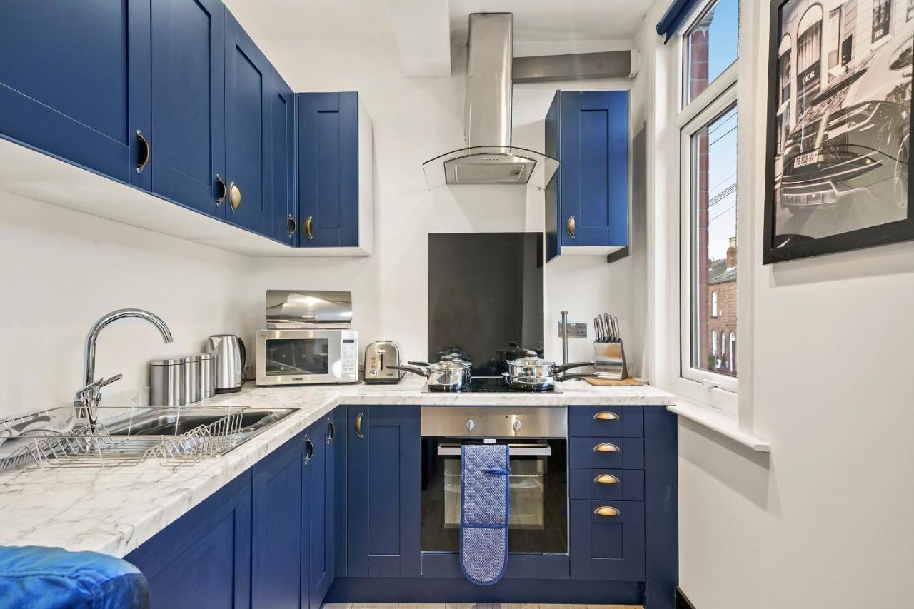 Stylish Yorkshire Gem - Sleeps 4 - Great Location Castleford Exterior foto
